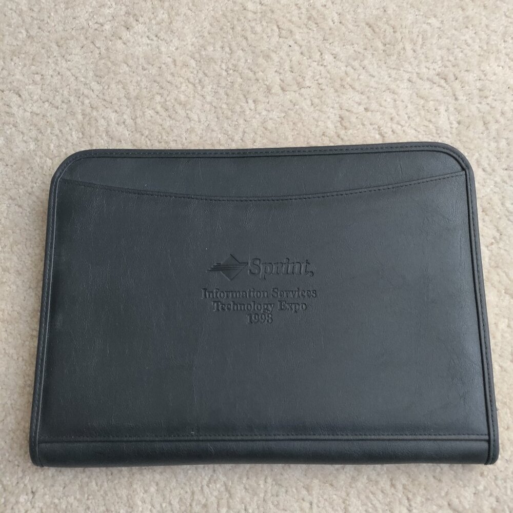 Sprint Logo Gemline Black Faux Leather Padfolio Zip Around Portfolio w/Pen NEW